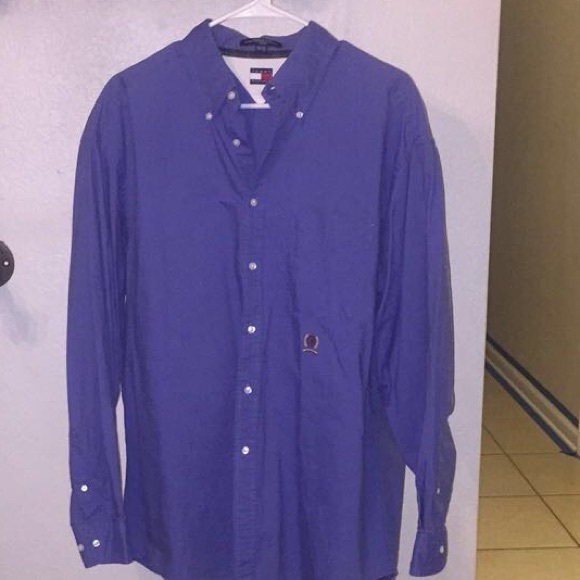 Men’s Tommy Hilfigire button down shirt - Picture 1 of 3